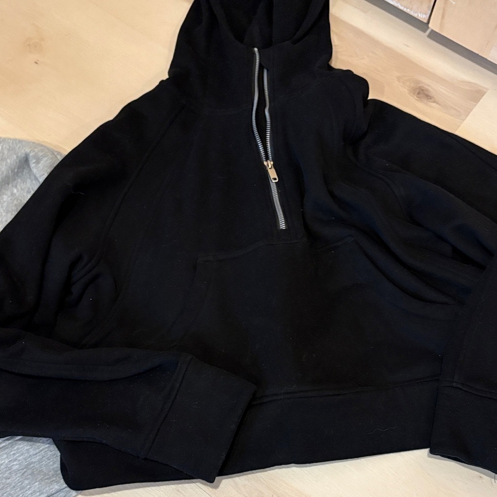Women's Half-Zip Hooded Sweatshirt in Black and Light Gray - Picture 3 of 6